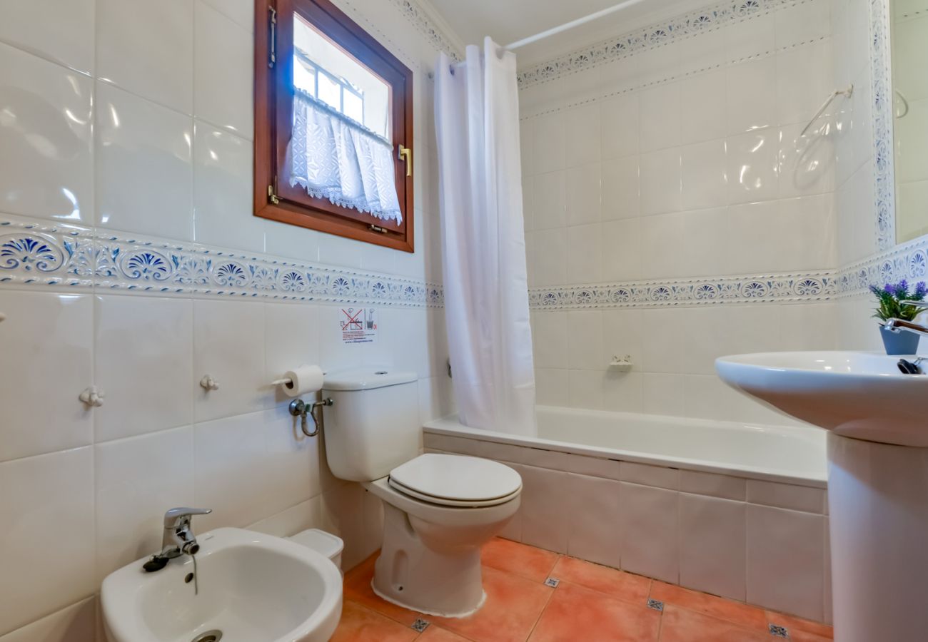 Villa in Benissa - Ferienvilla zu vermieten in Benissa, PETRA