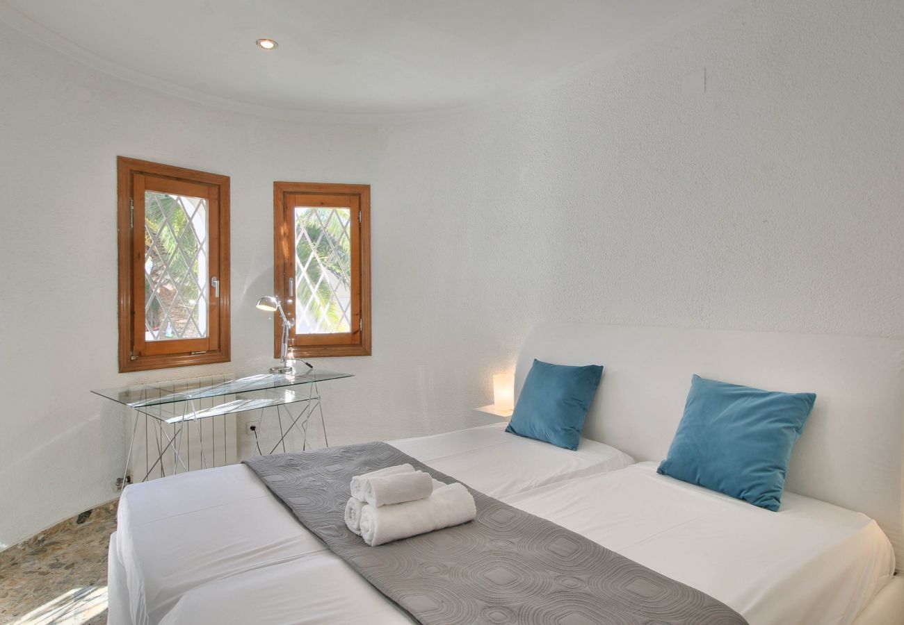 Villa in Denia - Luxuriöse Villa mit Klimaanlage und Pool Marquesa GU 6 Personen