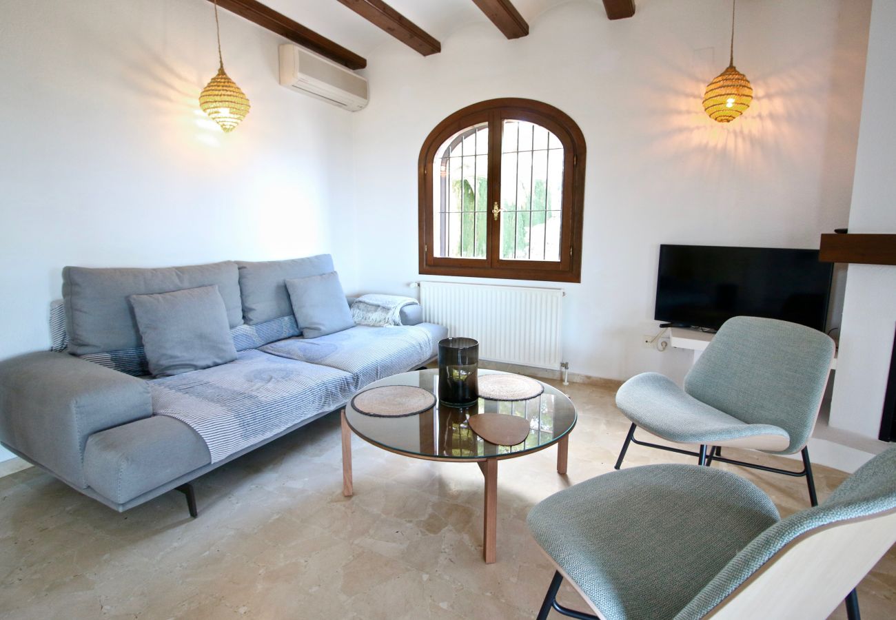 Villa in Denia - Luxuriöse Villa San Juan DH 4 Personen mit Klimaanlage und WIFI