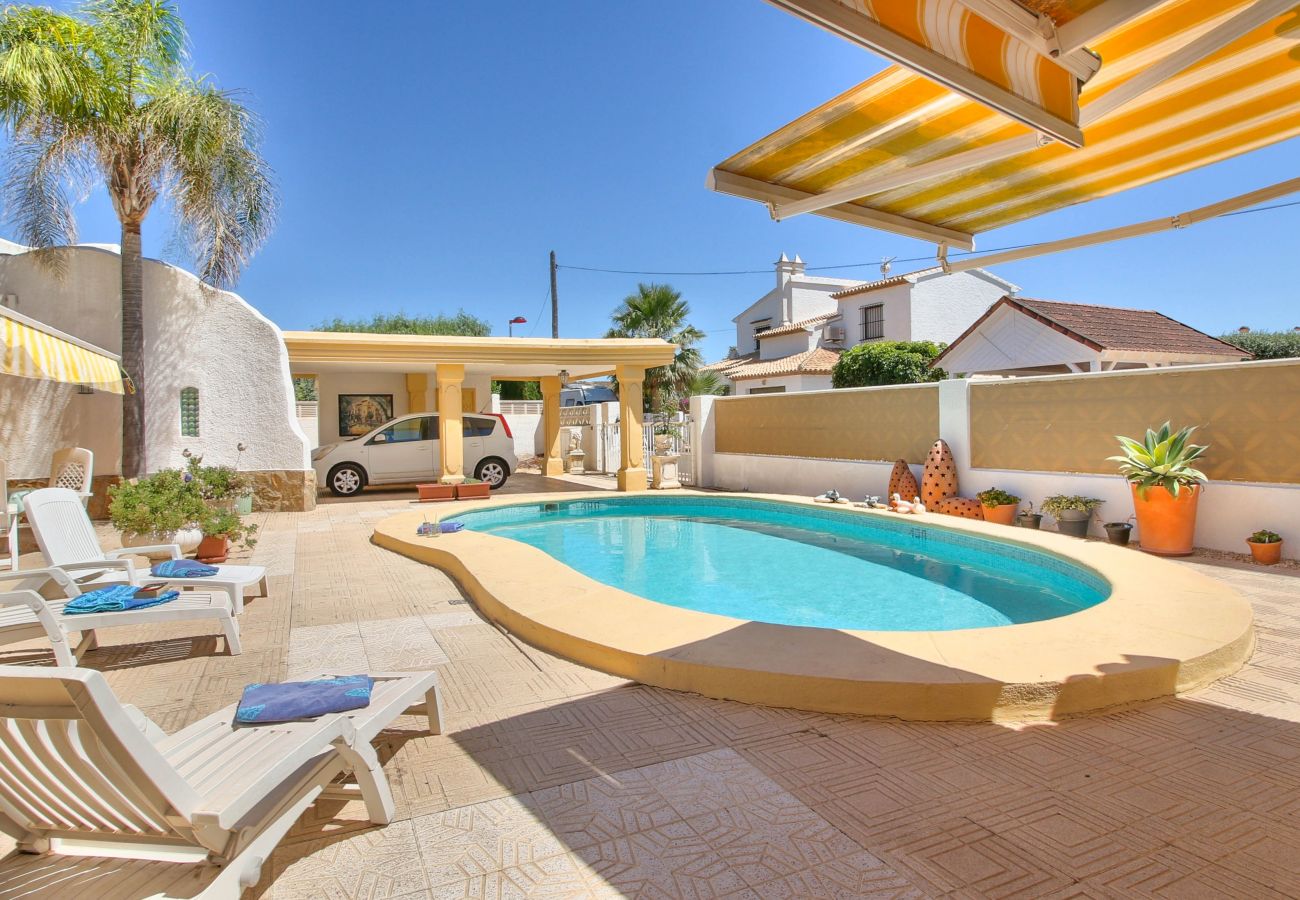 Villa in Els Poblets - Gemütliche Villa mit Pool und Garten in Els Poblets FB