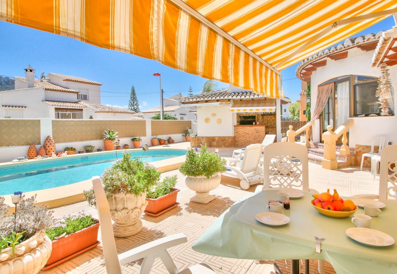 Villa in Els Poblets - Gemütliche Villa mit Pool und Garten in Els Poblets FB