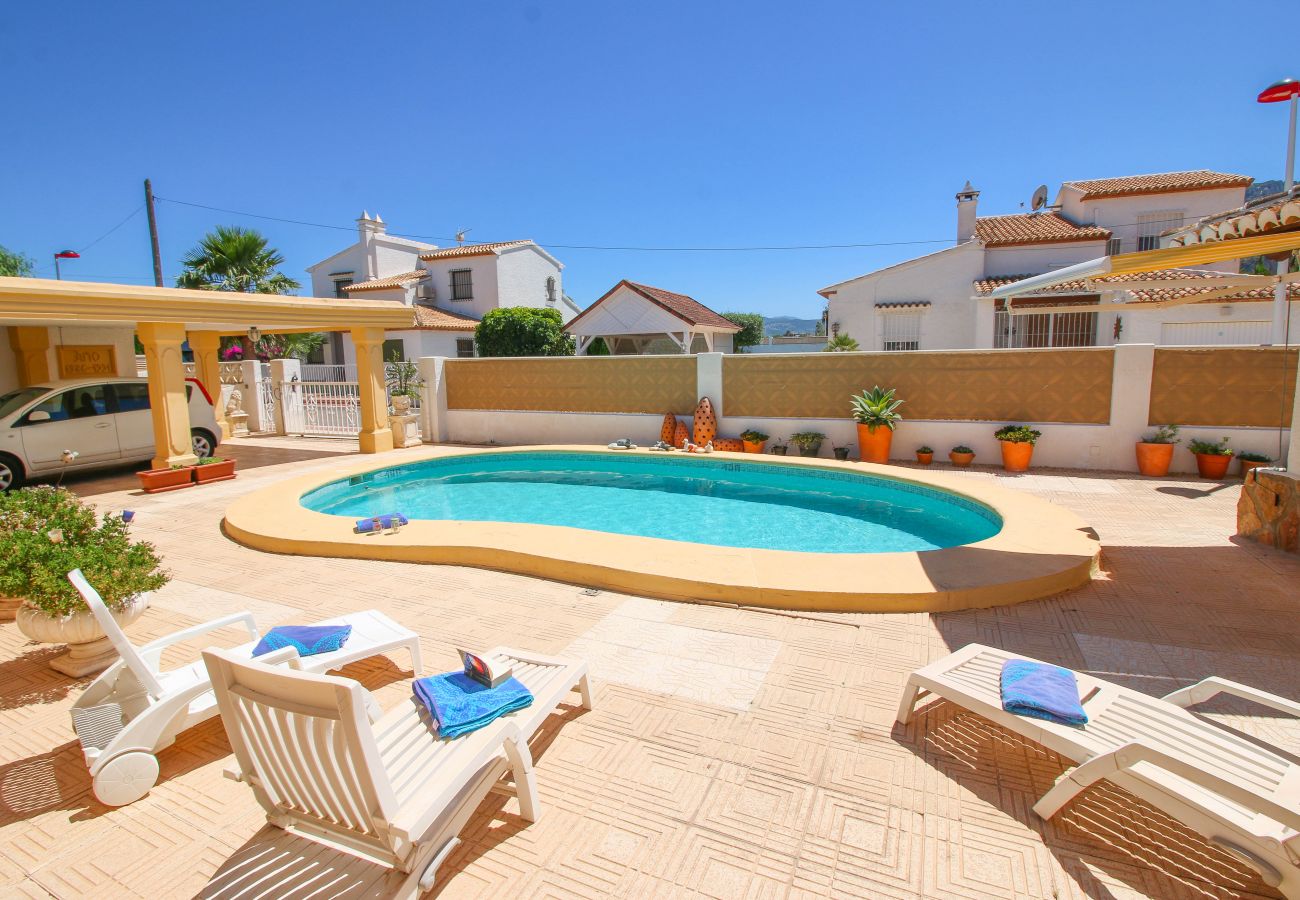 Villa in Els Poblets - Gemütliche Villa mit Pool und Garten in Els Poblets FB