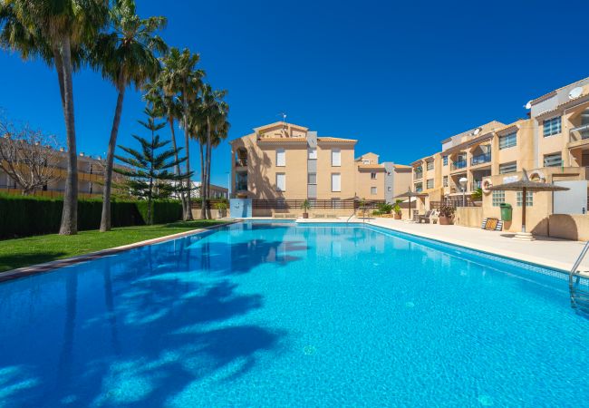 Ferienwohnung in Javea - Augusta Apartment Jávea Sur, Stilvoll mit Klimaanlage, Wifi, Terrasse und Pool