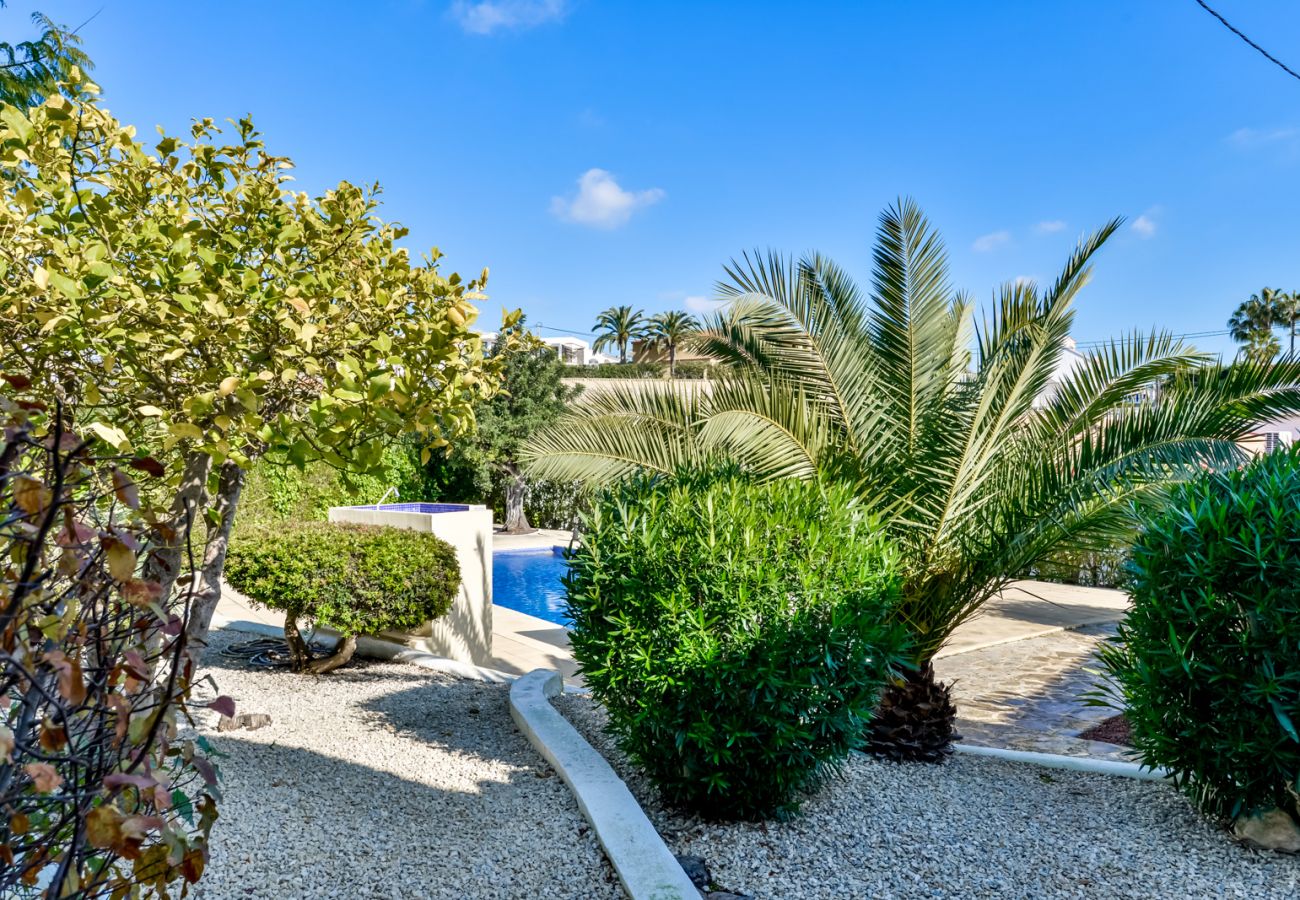 Bungalow in Moraira - MEU LAR, Gemütlicher Bungalow ideal für Paare, in Strandnähe.