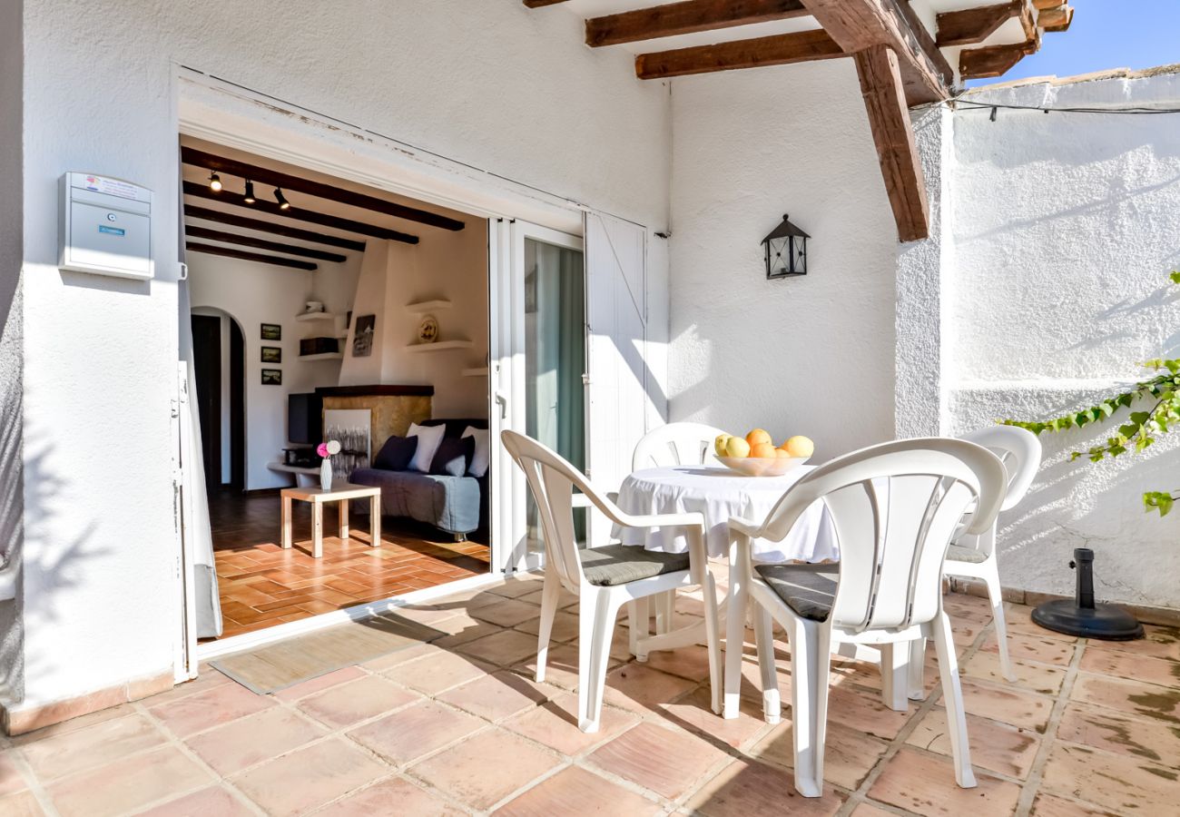 Bungalow in Moraira - MEU LAR, Gemütlicher Bungalow ideal für Paare, in Strandnähe.