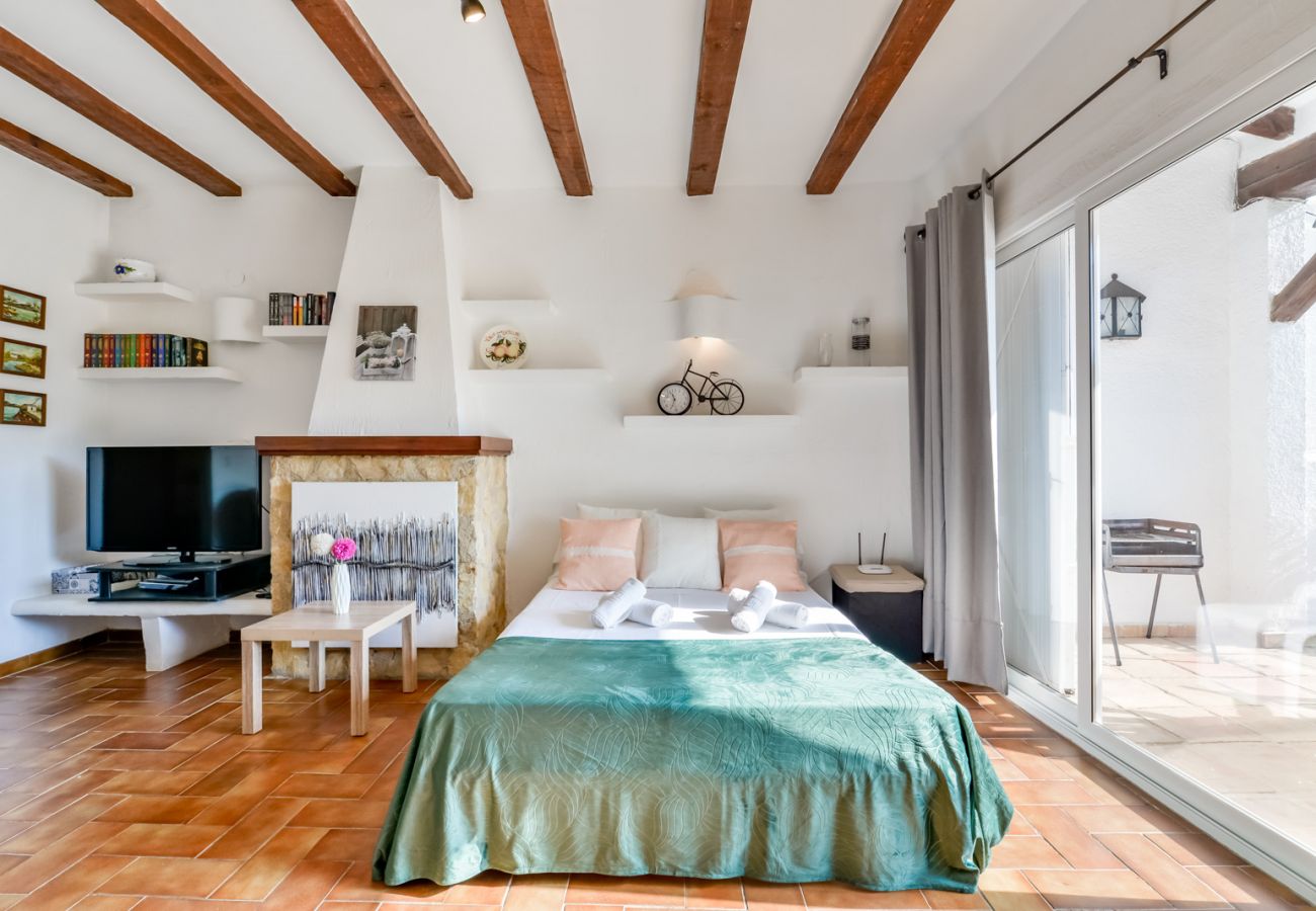 Bungalow in Moraira - MEU LAR, Gemütlicher Bungalow ideal für Paare, in Strandnähe.