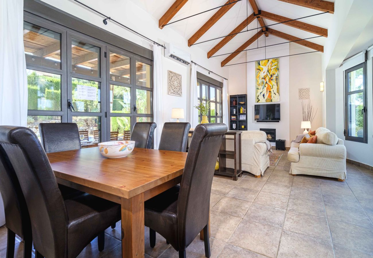 Villa in Javea - Villa Abaesko, with Garden and Private Pool