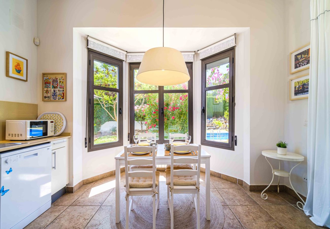 Villa in Javea - Villa Abaesko, with Garden and Private Pool