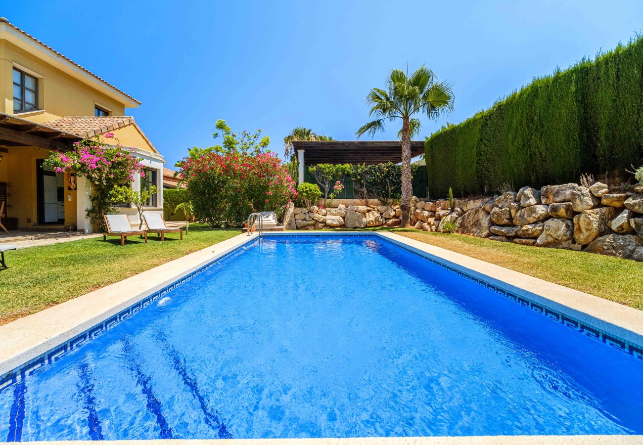 Villa in Javea - Villa Abaesko, with Garden and Private Pool