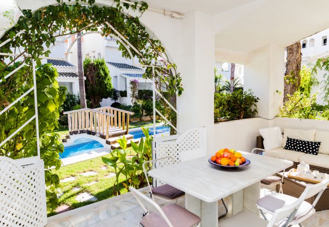 Ferienwohnung in Javea - Oasis Club II Triplex Apartment, Pool, Terrassen und 5 Minuten vom Strand