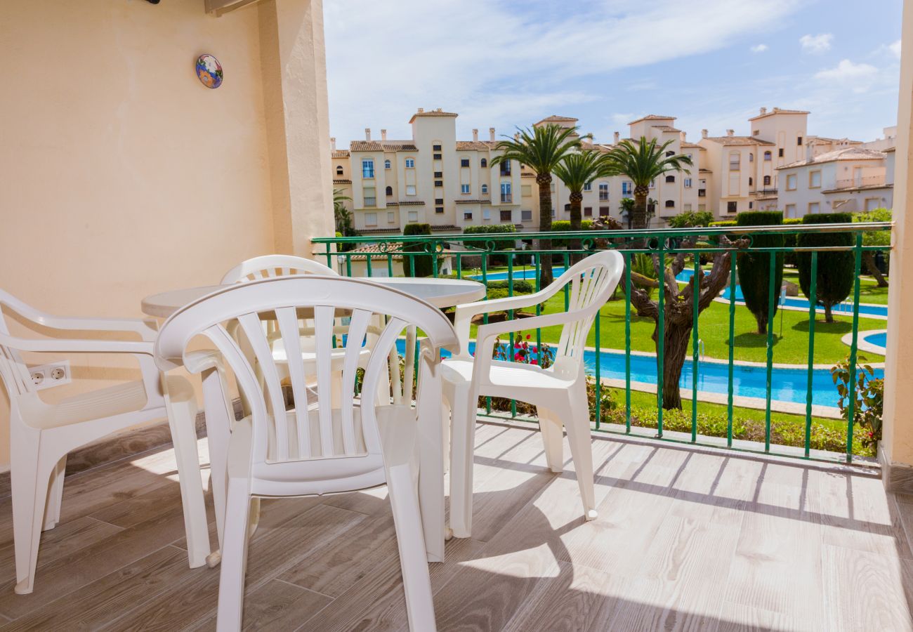 Ferienwohnung in Javea - Isla Saint Tropez Apartment Javea Arenal, mit Pool, Wifi, AC und vor kurzem Renoviert