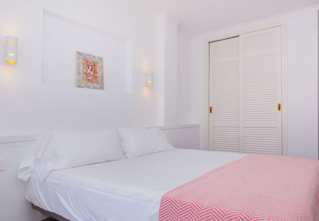 Ferienwohnung in Javea - Isla Saint Tropez Apartment Javea Arenal, mit Pool, Wifi, AC und vor kurzem Renoviert