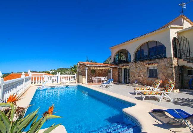 Villa in Denia - Schöne Villa mit Aussicht für 8 Personen Tossal Gros EH