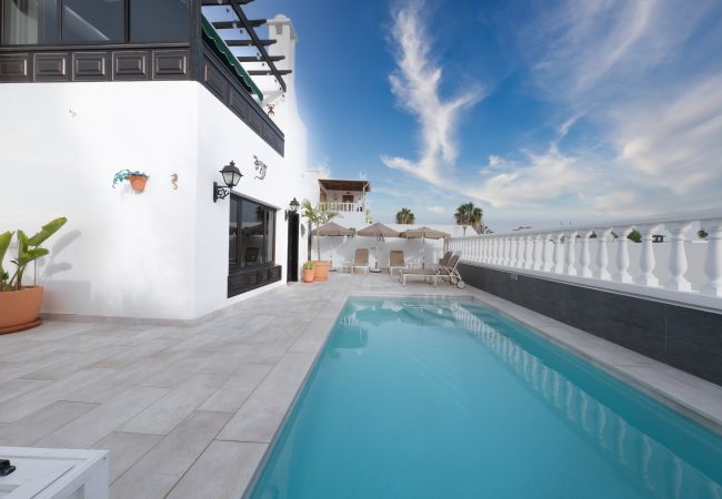 Villa in Puerto del Carmen - Villa San Valentin- Fantastische Villa mit privatem beheiztem Pool