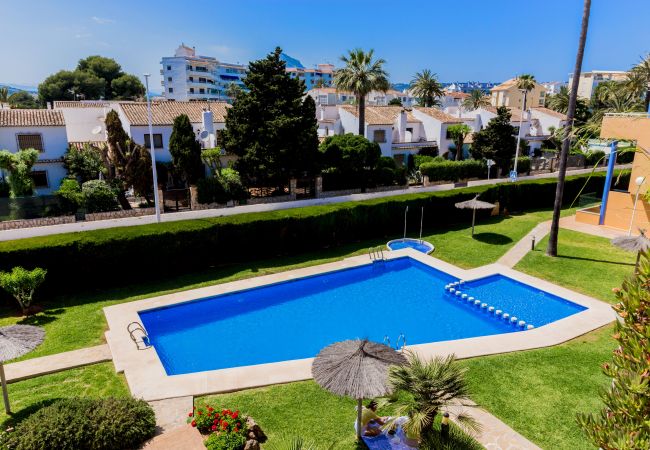 Ferienwohnung in Javea - Menorca Duplex Javea. mit Terrasse, Gemeinschaftspool und sehr nah am Strand