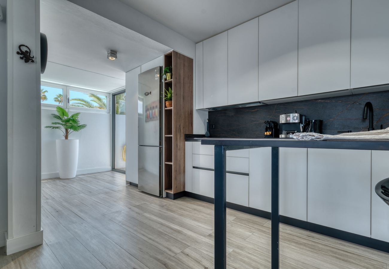Ferienhaus in Puerto del Carmen - Casa Eva - 300 m vom Strand entfernt, privater Pool und schnelles WLAN