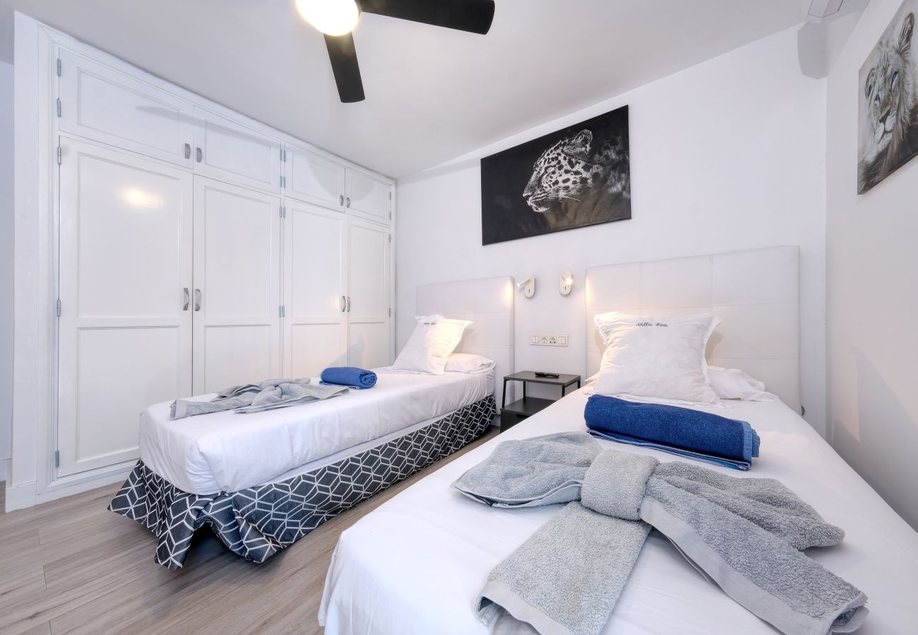 Ferienhaus in Puerto del Carmen - Casa Eva - 300 m vom Strand entfernt, privater Pool und schnelles WLAN