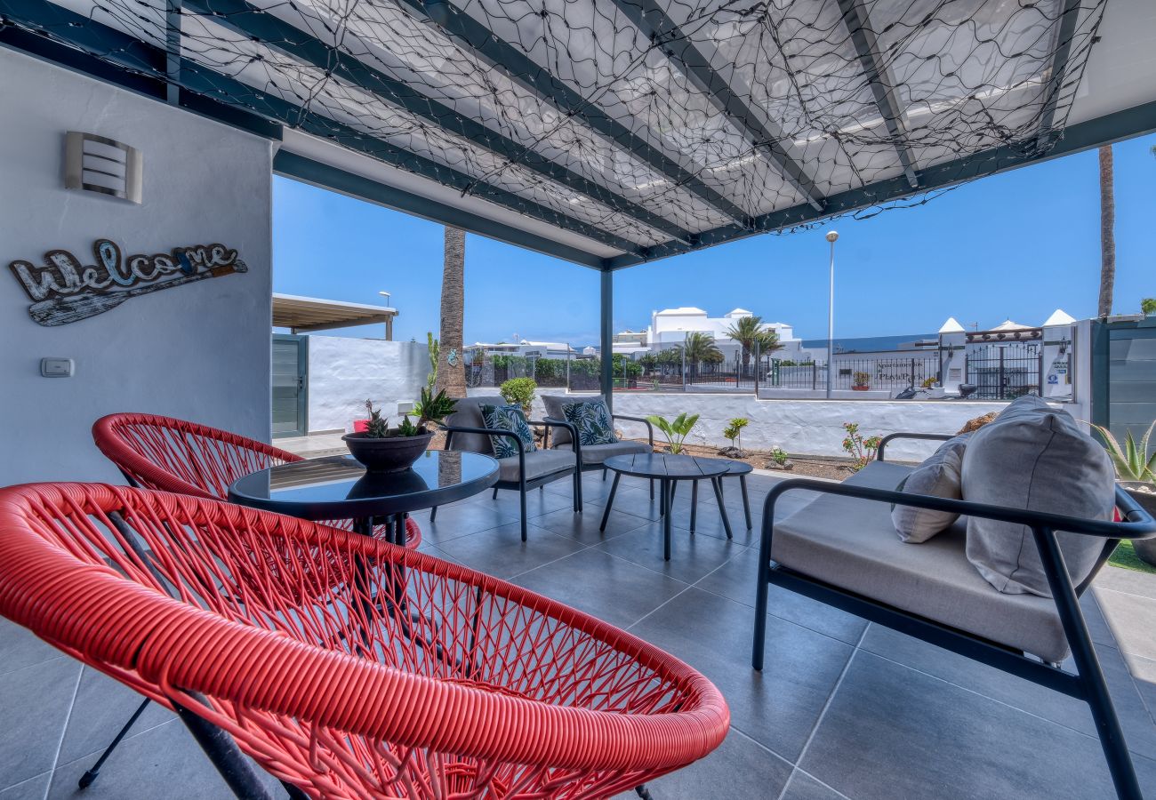 Ferienhaus in Puerto del Carmen - Casa Eva - 300 m vom Strand entfernt, privater Pool und schnelles WLAN