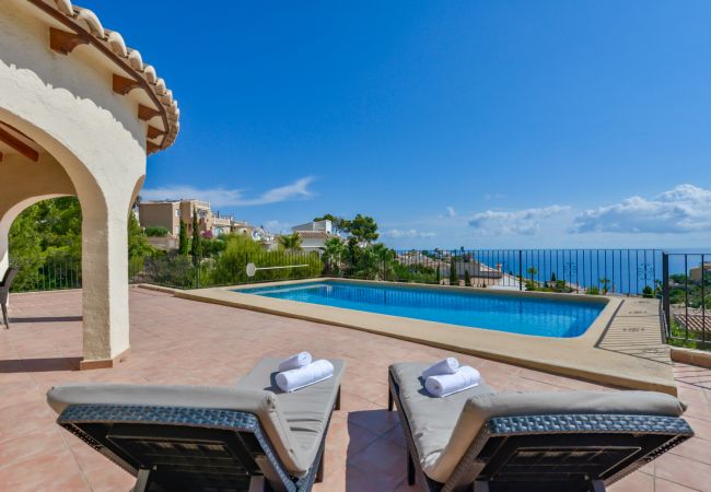 Villa in Benitachell - LOXI, schöne Villa in Cumbre del Sol für 6 Personen mit privatem Pool und Meerblick.