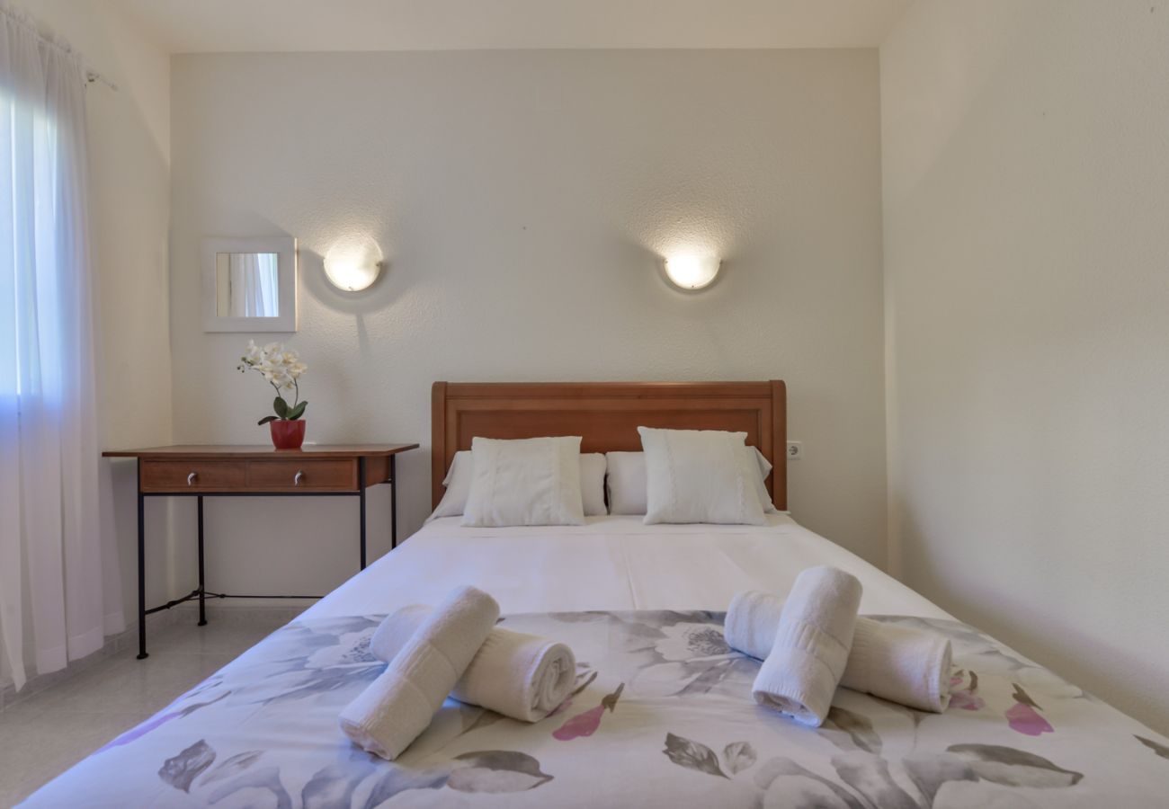 Villa in Benitatxell - LOXI, schöne Villa in Cumbre del Sol für 6 Personen mit privatem Pool und Meerblick.