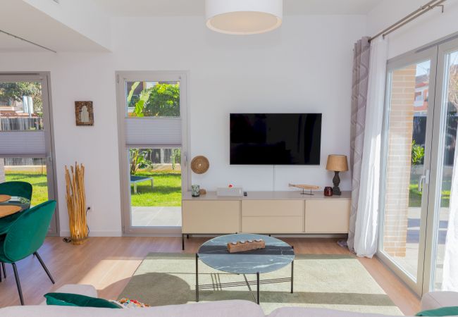 Ferienwohnung in Javea - Paraiso Verde Apartment Javea, Mit Klimaanlage, großer Terrasse, privatem Garten und Gemeinschaftspool 