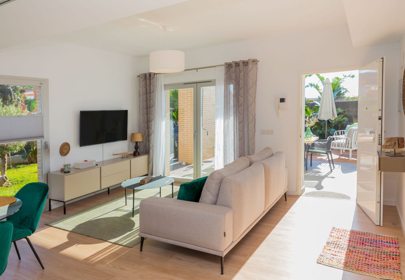 Ferienwohnung in Javea - Paraiso Verde Apartment Javea, Mit Klimaanlage, großer Terrasse, privatem Garten und Gemeinschaftspool 