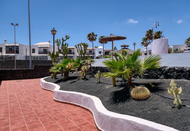 Ferienhaus in Costa Teguise - Haus Yare Meerblick, Pool, schnelles WLAN und Klimaanlage