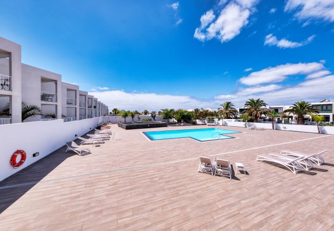 Ferienhaus in Costa Teguise - Sun Glow Senator- blick auf den Pool