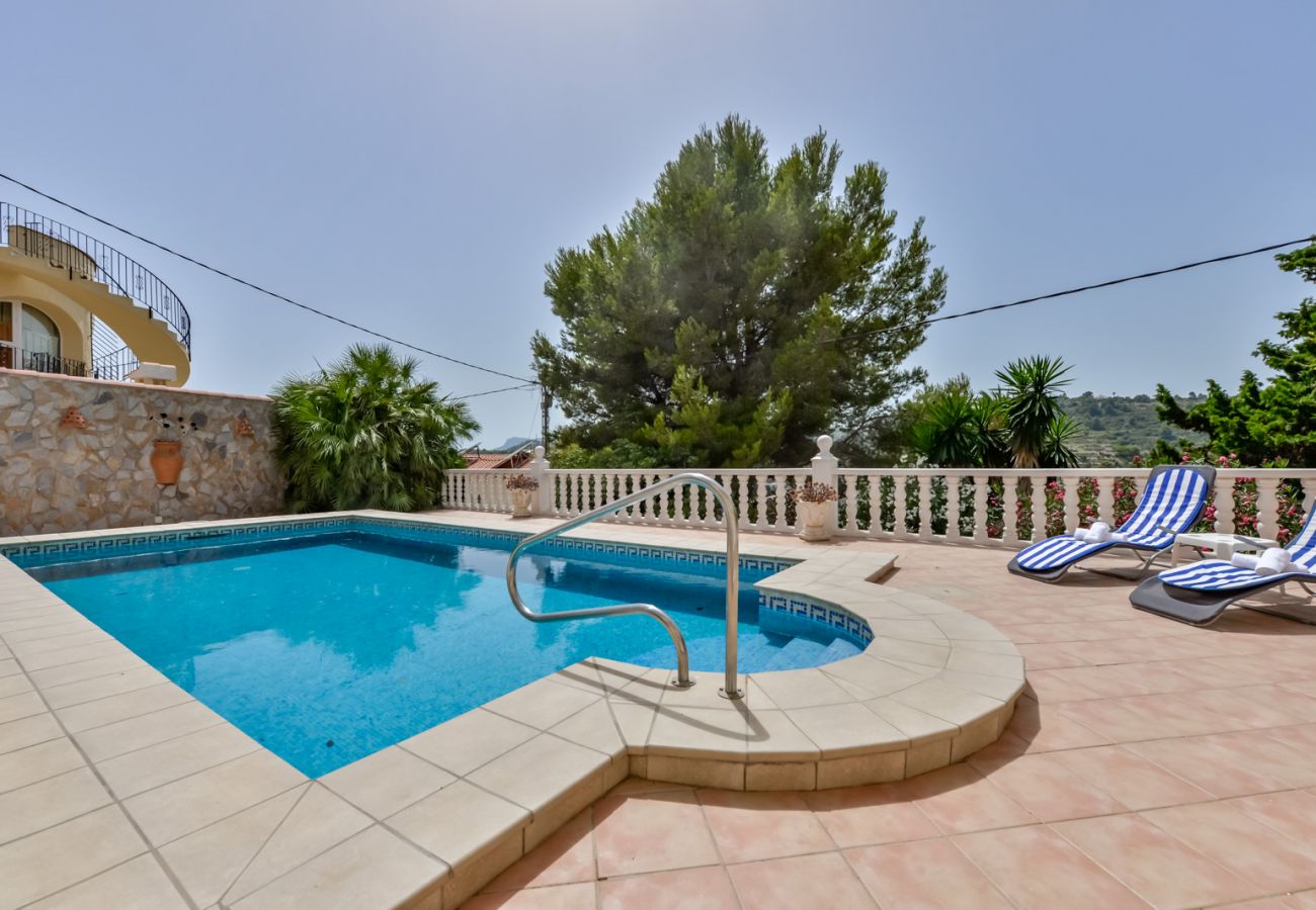 Villa in Benissa - Villa zur Miete in Benissa MIRASOL, für 4 Personen mit privatem Pool, 