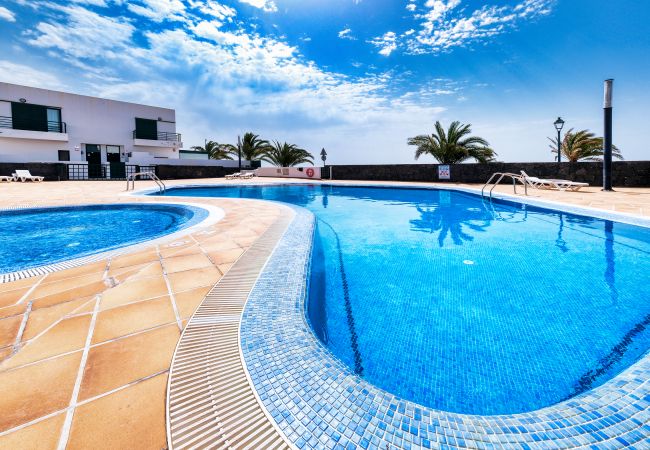 Ferienhaus in Costa Teguise - Casa Costa Esmeralda Plus- Pool and Relax