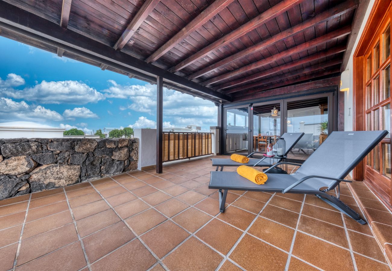 Ferienhaus in Playa Blanca - Villa Endless Summer Meerblick