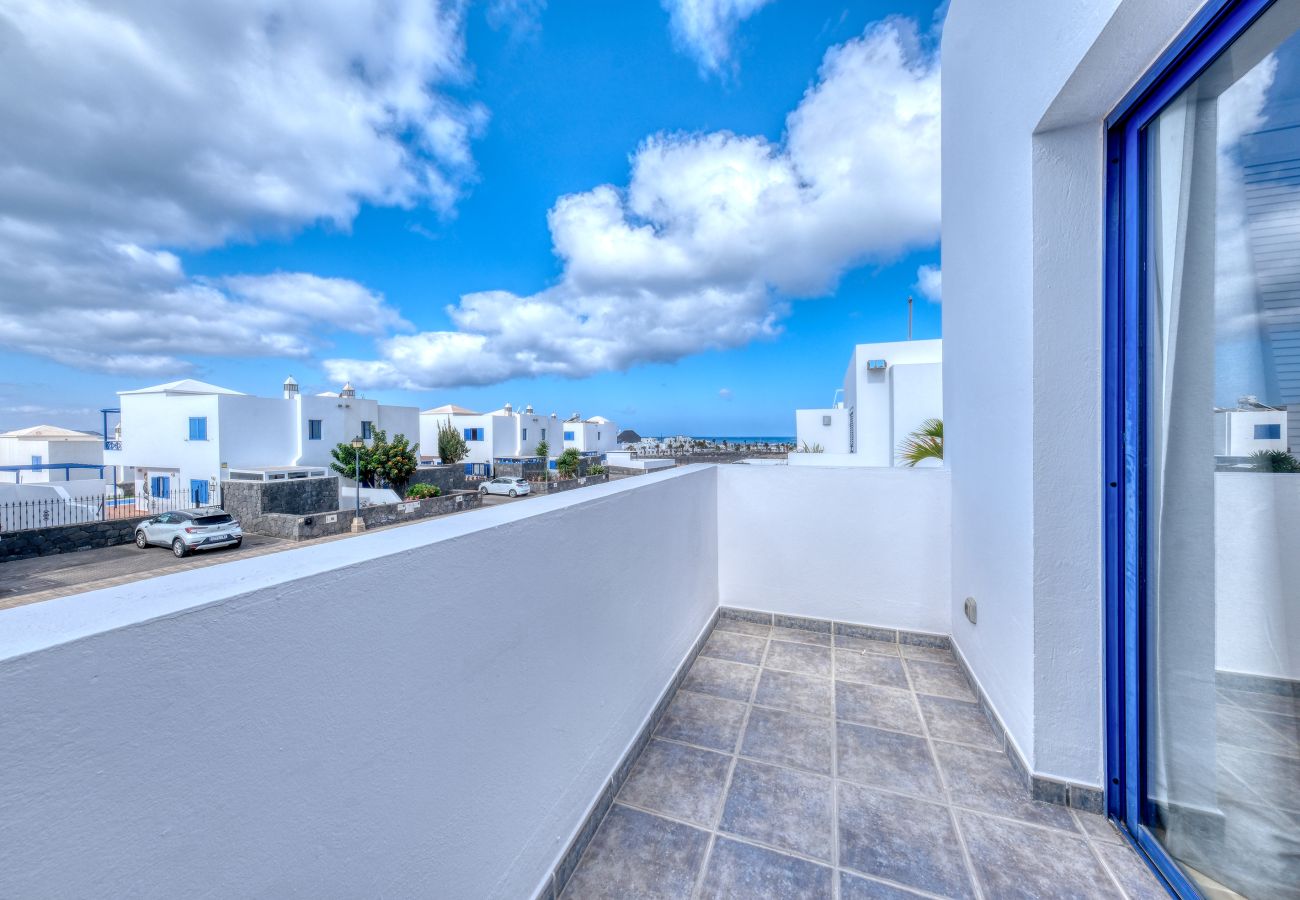 Ferienhaus in Playa Blanca - Playa Blanca Sunset - Private pool and BBQ By Lanzarote Vacation Homes