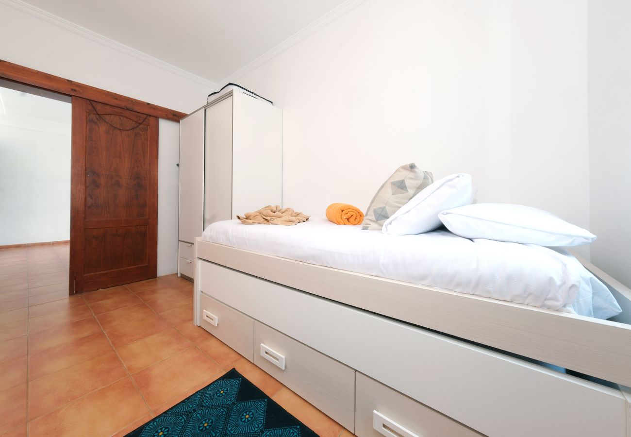Ferienhaus in Playa Blanca - Villa Arena Blanca with Private Pool and BBQ