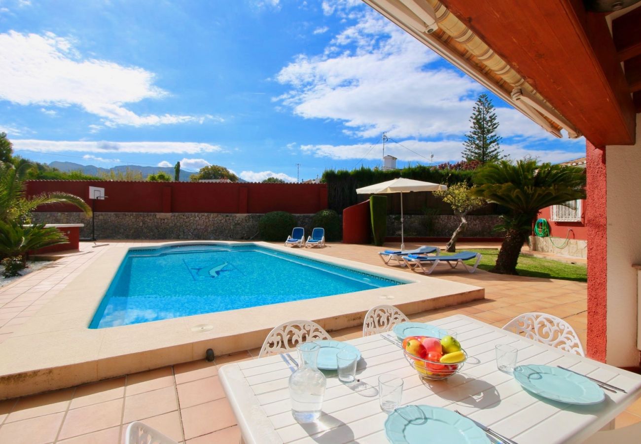 Villa in Denia - Impressive Finca La Plana with wifi, air conditioning and pool.