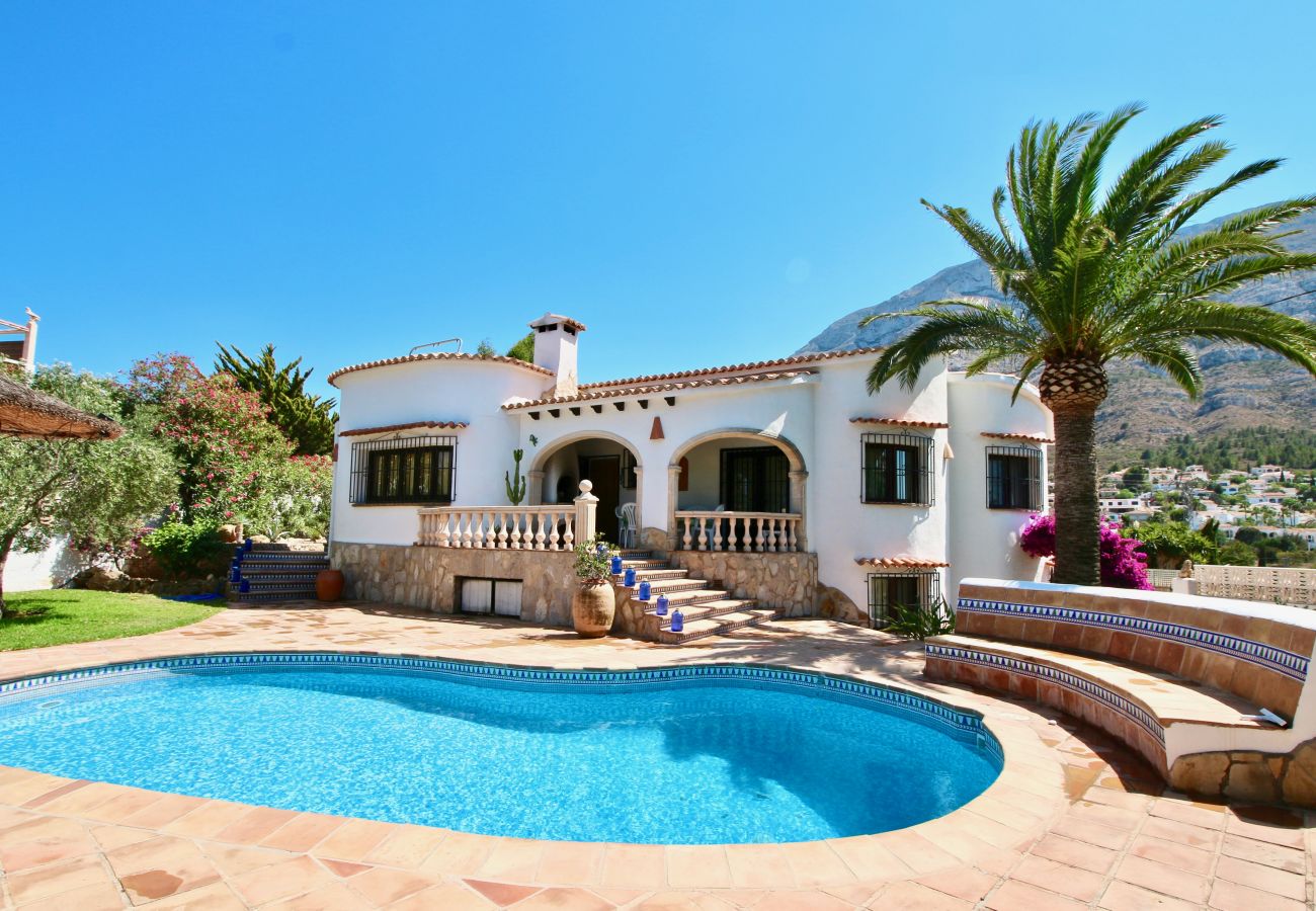 Villa in Denia - Beautiful Villa in the Montgó Area Bellavista WA