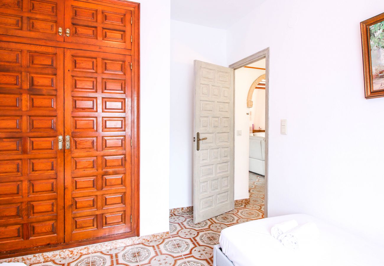 Villa in Els Poblets - Villa with garden with lawn Els Poblets Ilona
