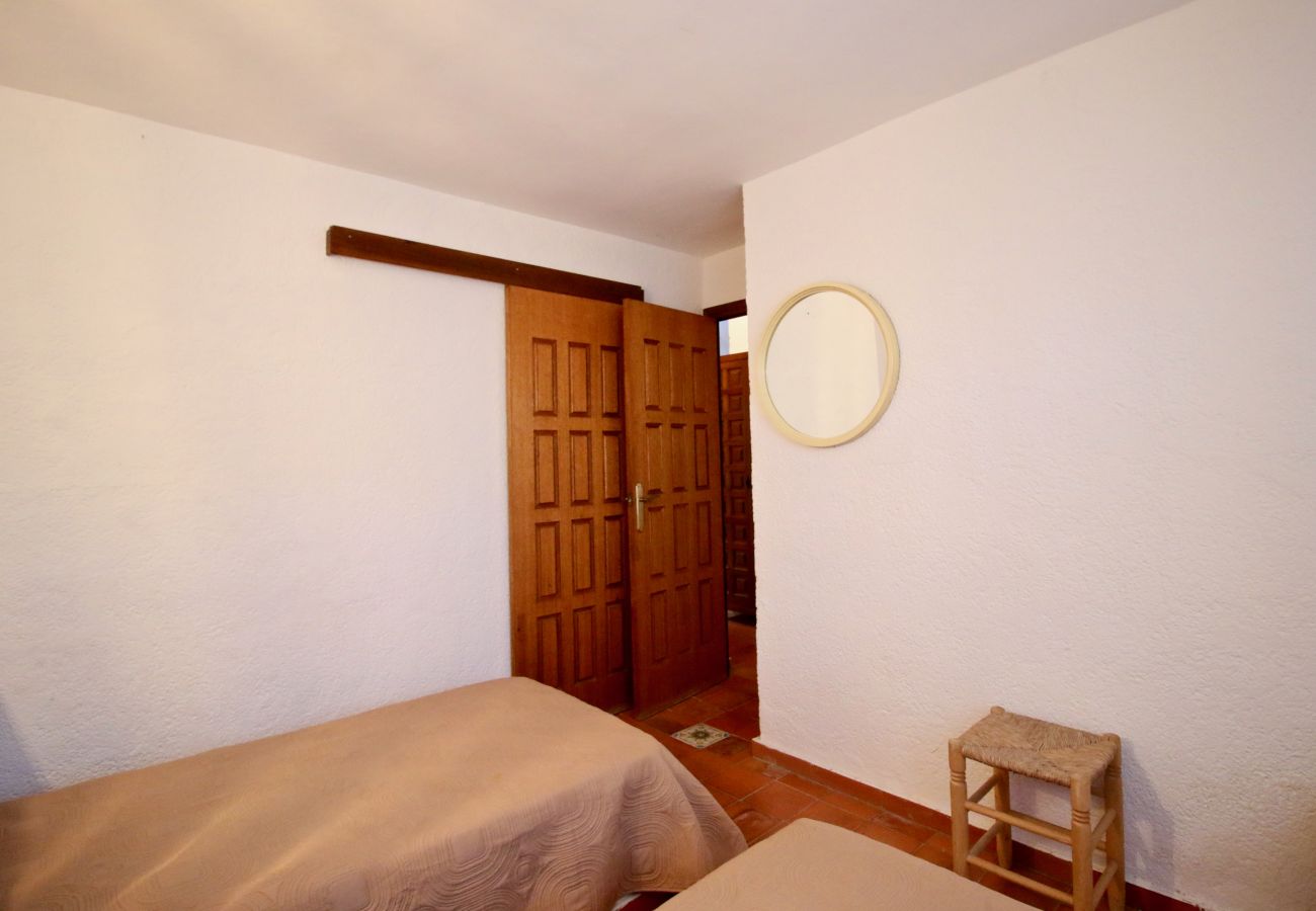 Villa in Denia - Rustic Villa with pool Marquesa GR