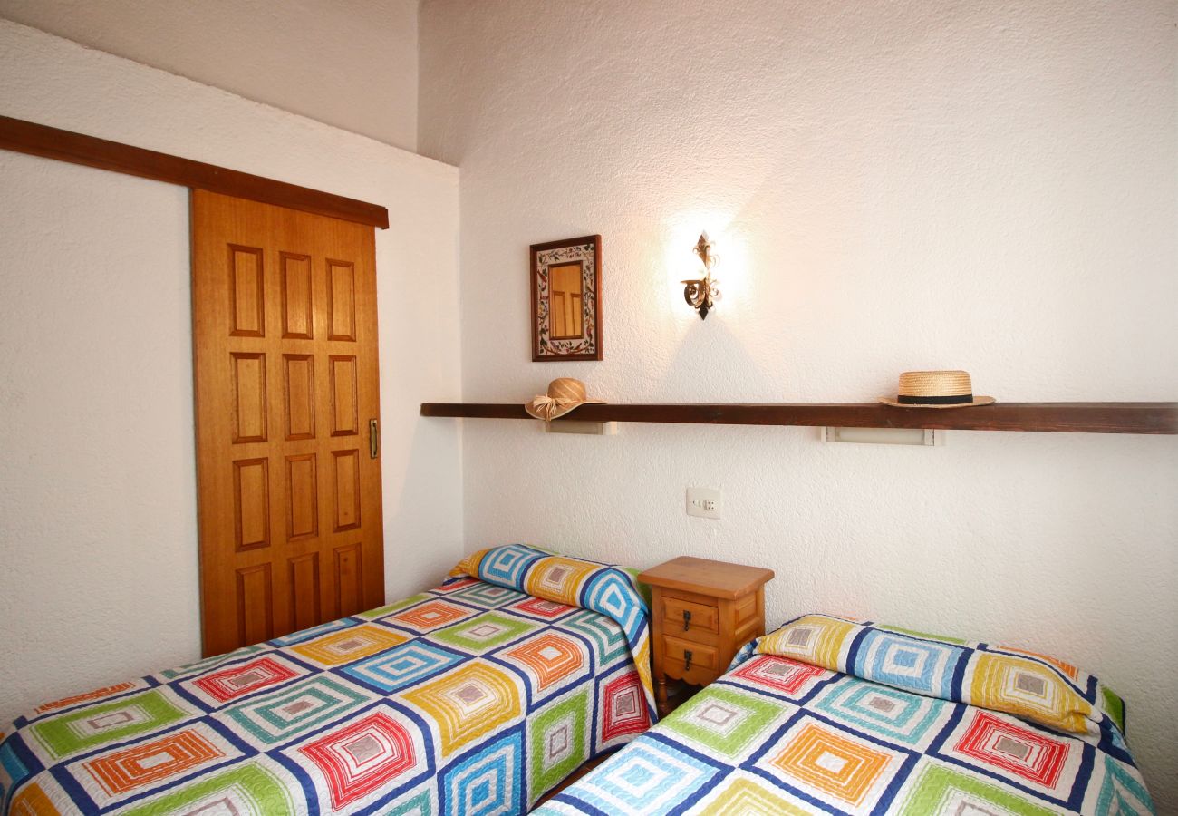 Villa in Denia - Rustic Villa with pool Marquesa GR
