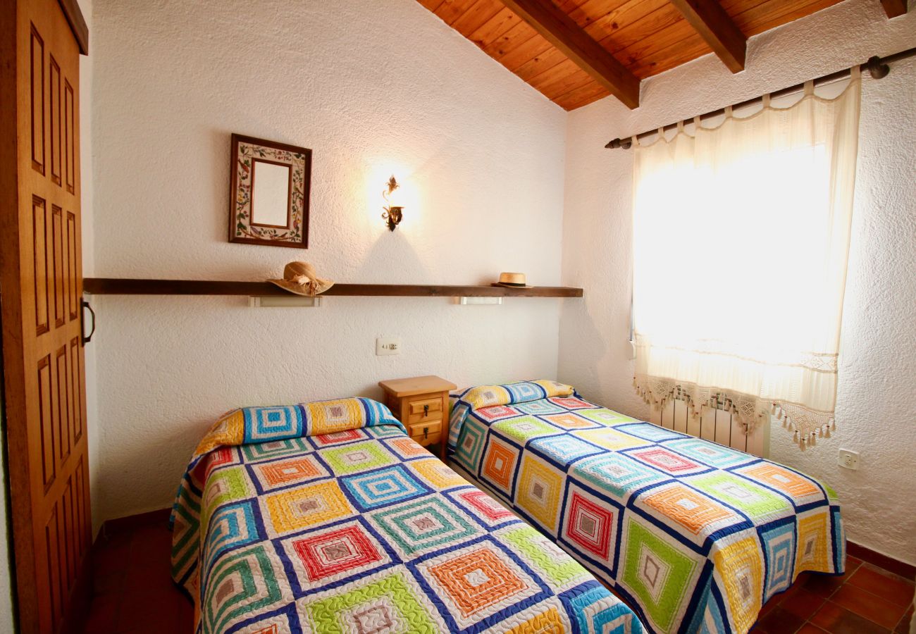 Villa in Denia - Rustic Villa with pool Marquesa GR