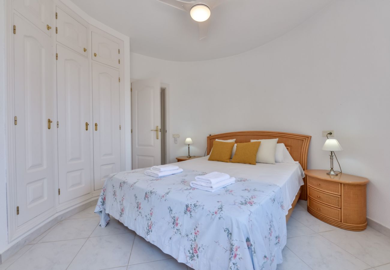 Villa in Moraira - SEBASTIAN, villa for 4 pax in Moraira and private pool. free wifi