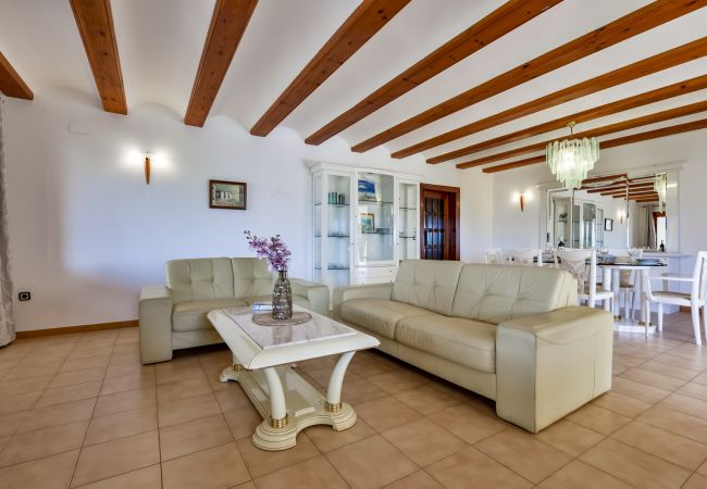 Villa in Moraira - MATISSE, Large villa in Moraira for 9 pax, private pool and free wifi