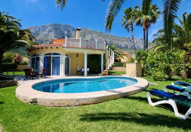 Villa/Dettached house in Denia - Beautiful Villa with free wifi and air conditioning Bellavista MM