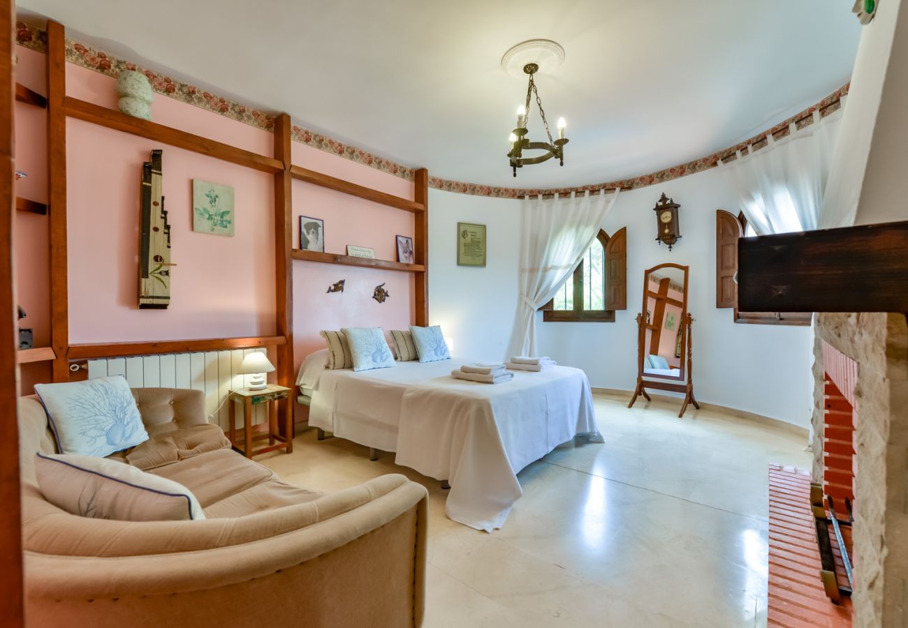 Villa in Benissa -  Villa for rent in Benissa, PETRA