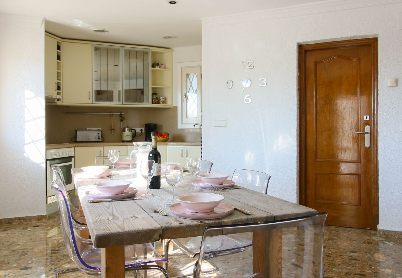 Villa in Denia - Luxurious Villa with air conditioning and pool Marquesa GU 6 People