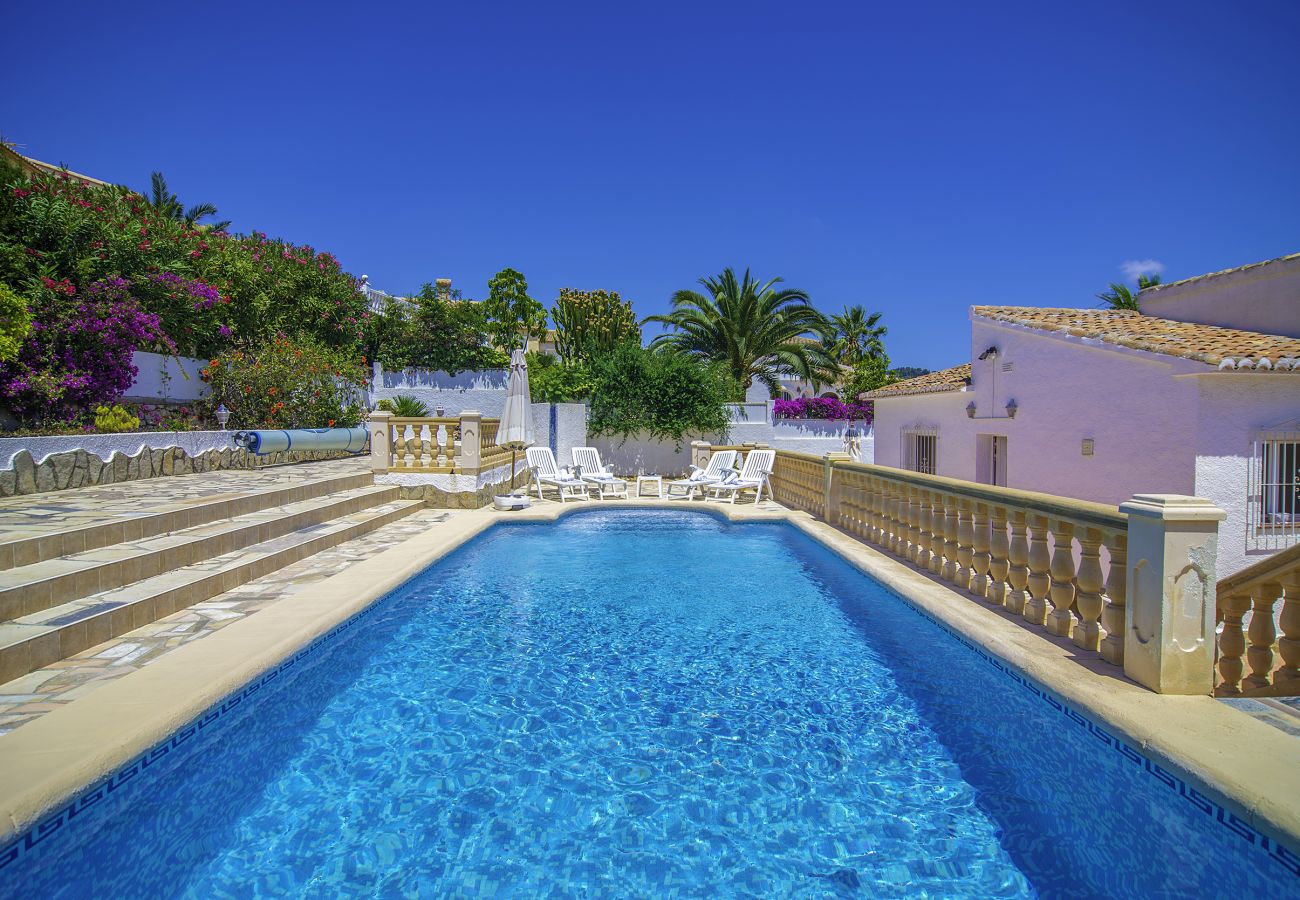 Villa in Benissa - SIMPSON, villa en Benissa para 6 pax with private pool. free wifi