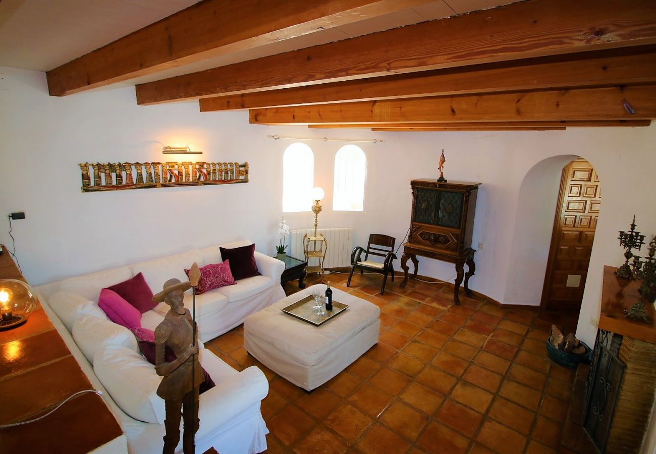 Villa in Denia - Luxurious villa with satellite TV, air conditioning and pool Marquise MB 8 people