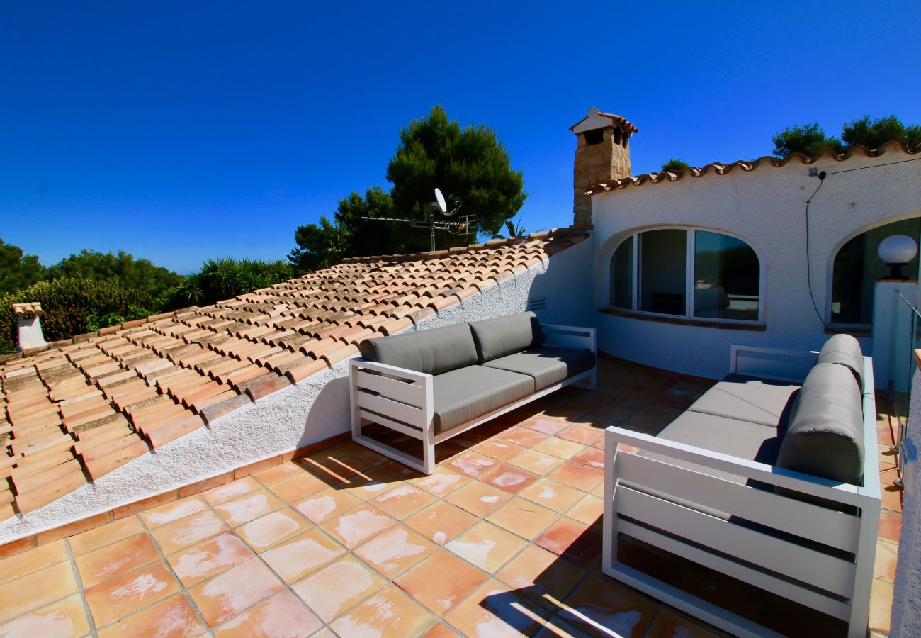 Villa in Denia - Luxurious villa with satellite TV, air conditioning and pool Marquise MB 8 people