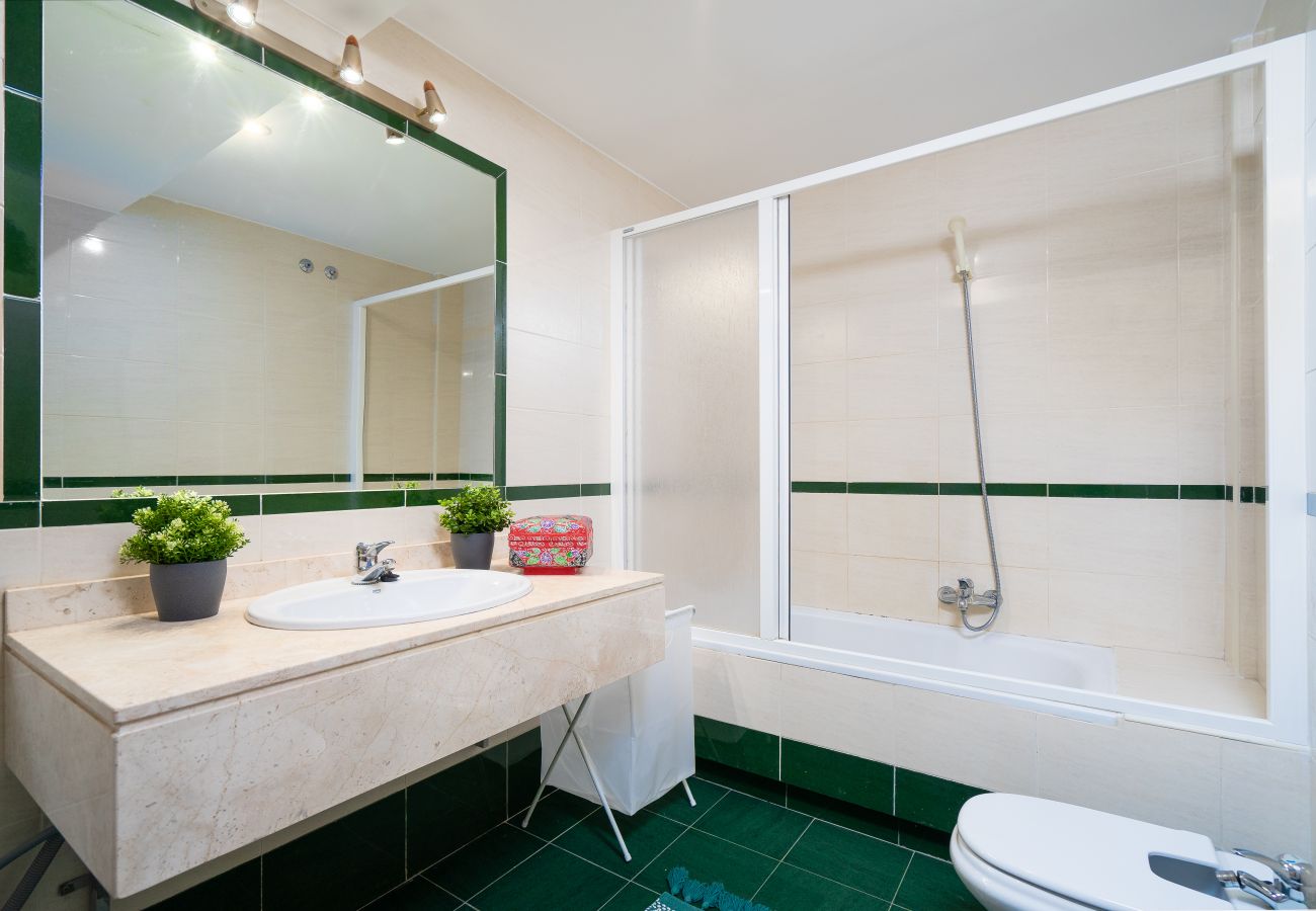 Apartment in Javea - Augusta Apartment Jávea Sur, Stylish with AC, Wifi, Terrace and Pool