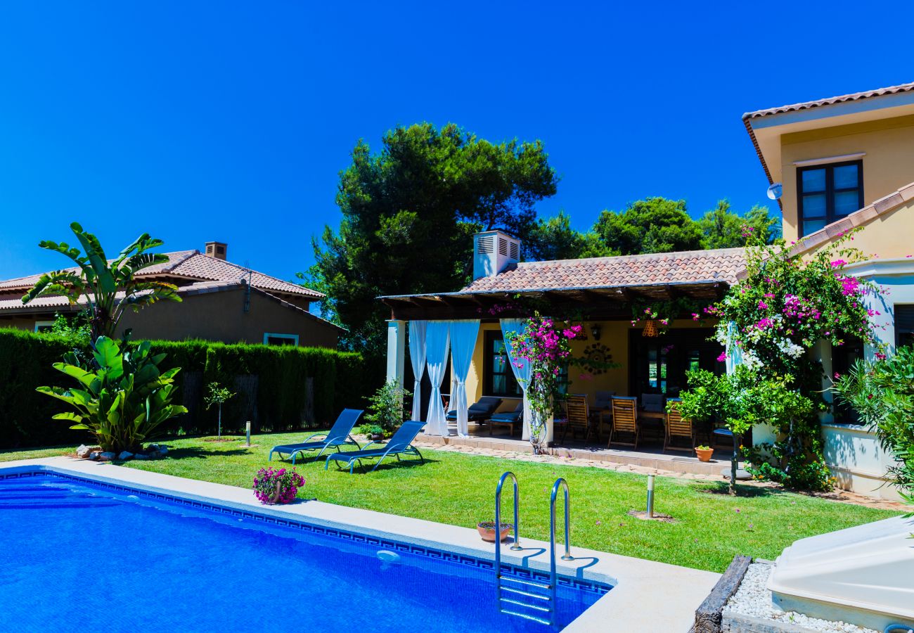 Villa in Javea - Villa Abaesko, with Garden and Private Pool