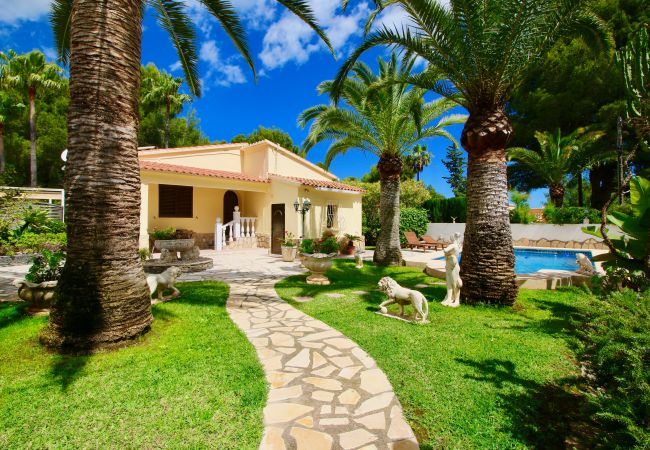 Villa/Dettached house in Denia - Great villa with private pool and all the amenities in Denia Galeretes BL